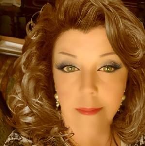 Meet your Posher, Paula